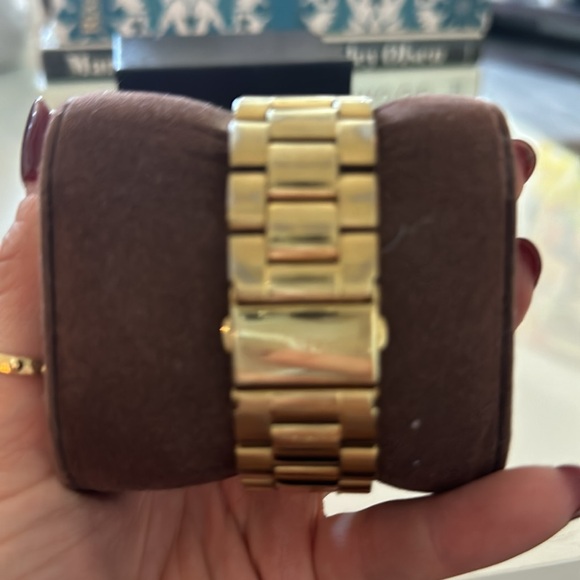 MICHAEL KORS Gold Chronograph Link Watch - Picture 4 of 4